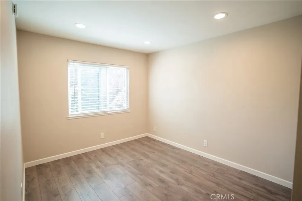21968 Lakeland Lake Forest, CA 92630
