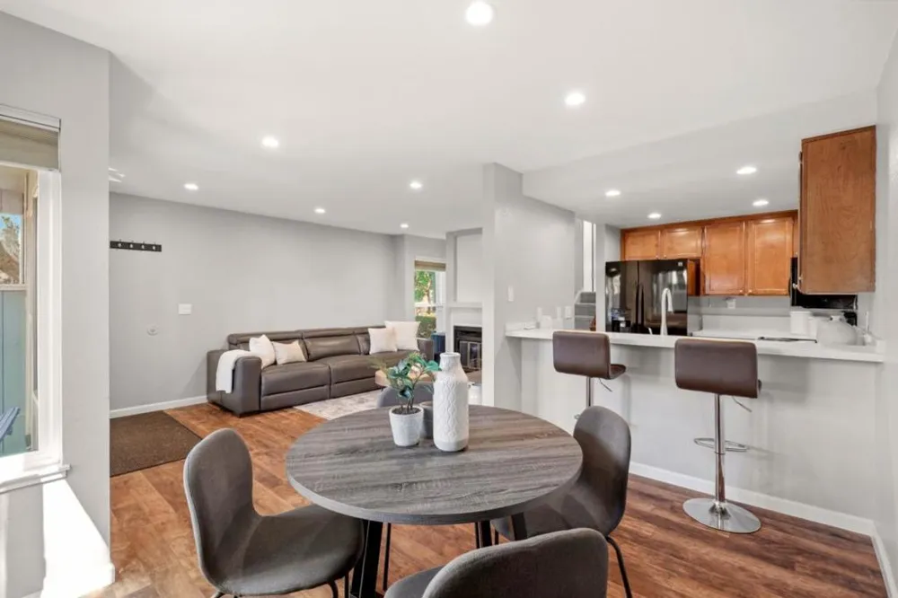 844 La Barbera Drive San Jose, CA 95126
