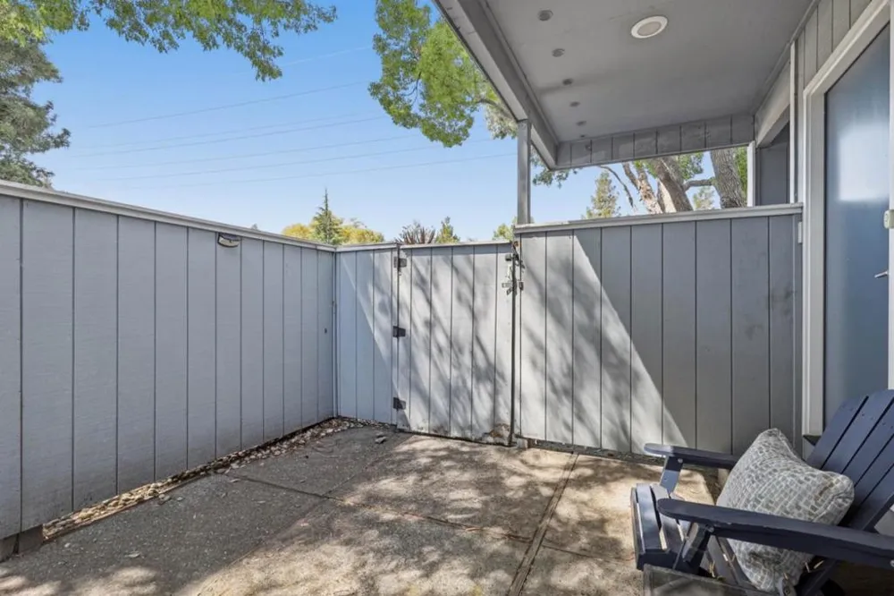 844 La Barbera Drive San Jose, CA 95126