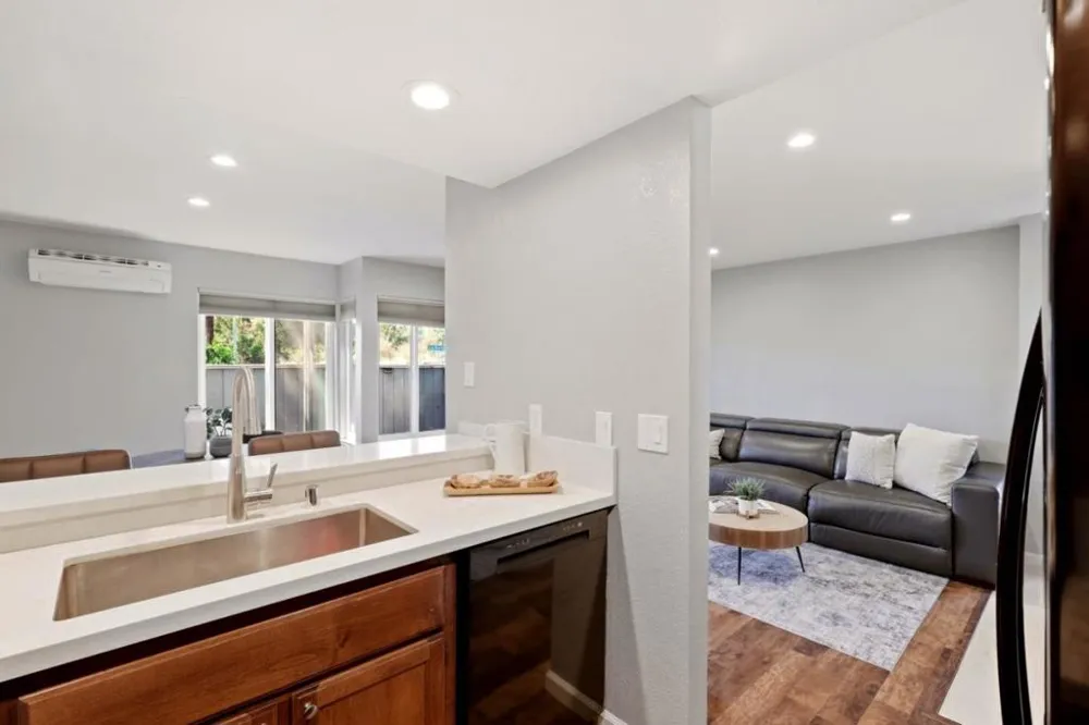844 La Barbera Drive San Jose, CA 95126