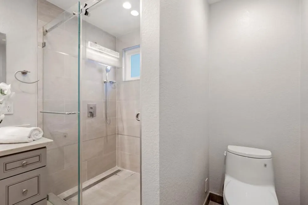 844 La Barbera Drive San Jose, CA 95126