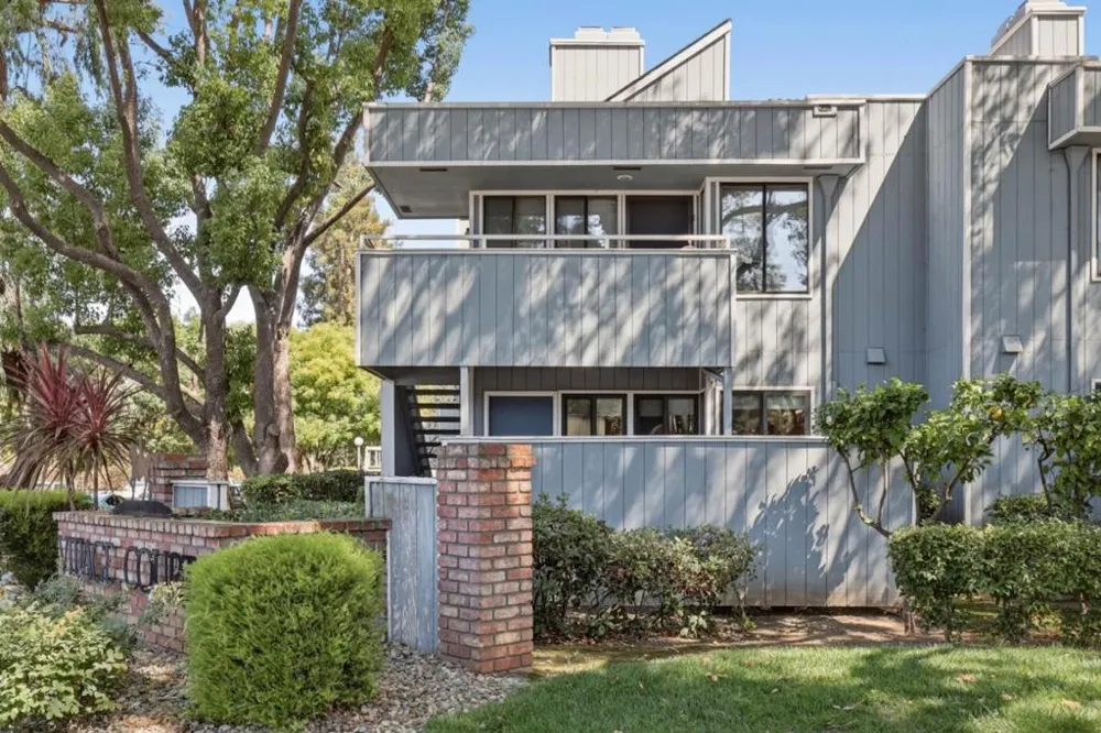 844 La Barbera Drive San Jose, CA 95126