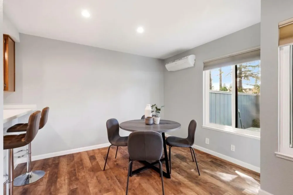 844 La Barbera Drive San Jose, CA 95126
