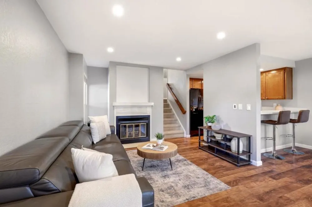 844 La Barbera Drive San Jose, CA 95126