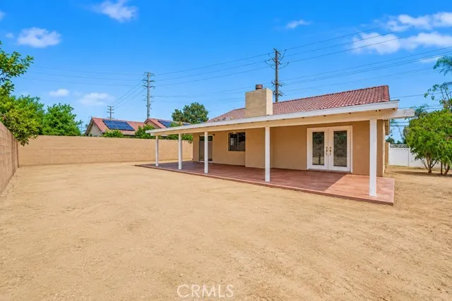 9730 Linden Avenue Bloomington, CA 92316