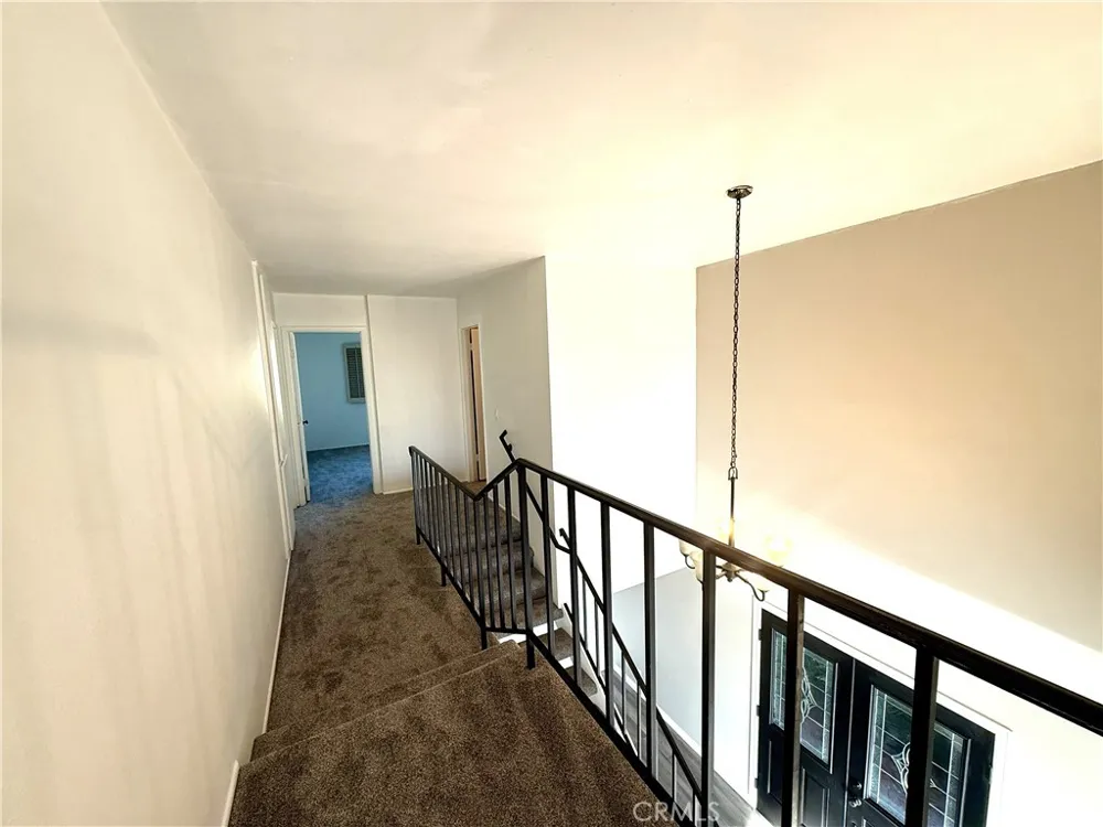 22831 Islamare Lake Forest, CA 92630
