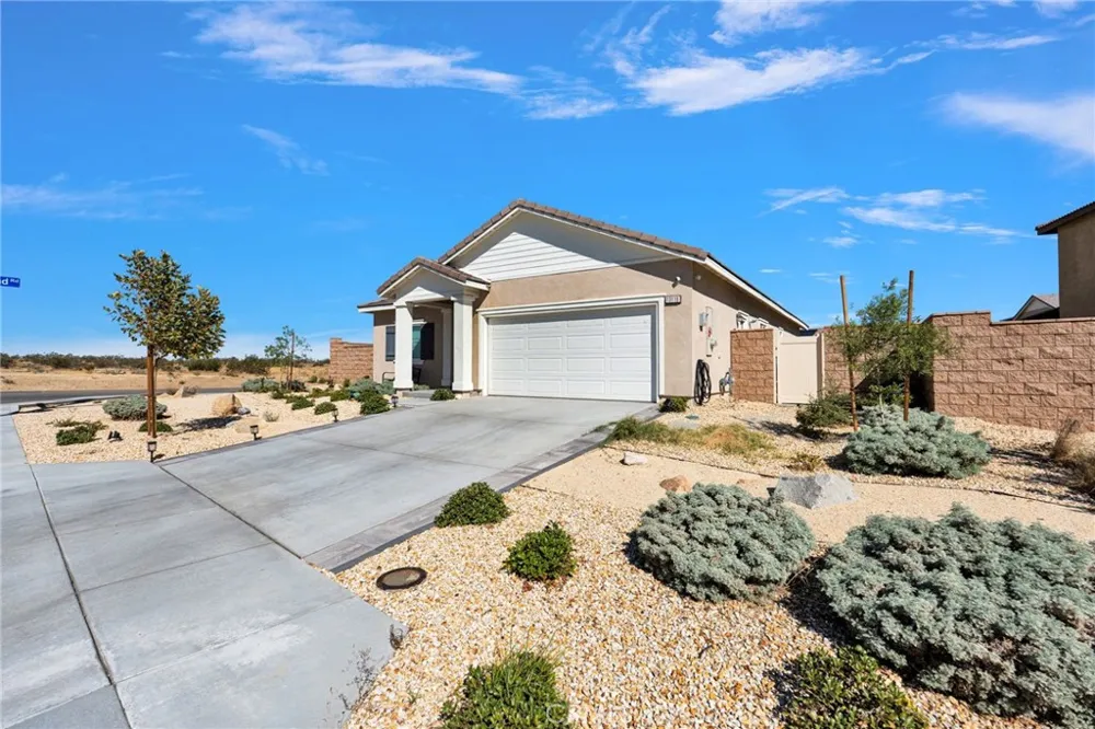 13110 Sierra Blanca Victorville, CA 92394