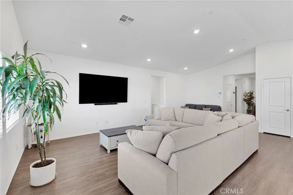 13110 Sierra Blanca Victorville, CA 92394