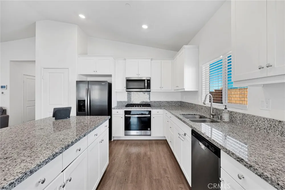 13110 Sierra Blanca Victorville, CA 92394