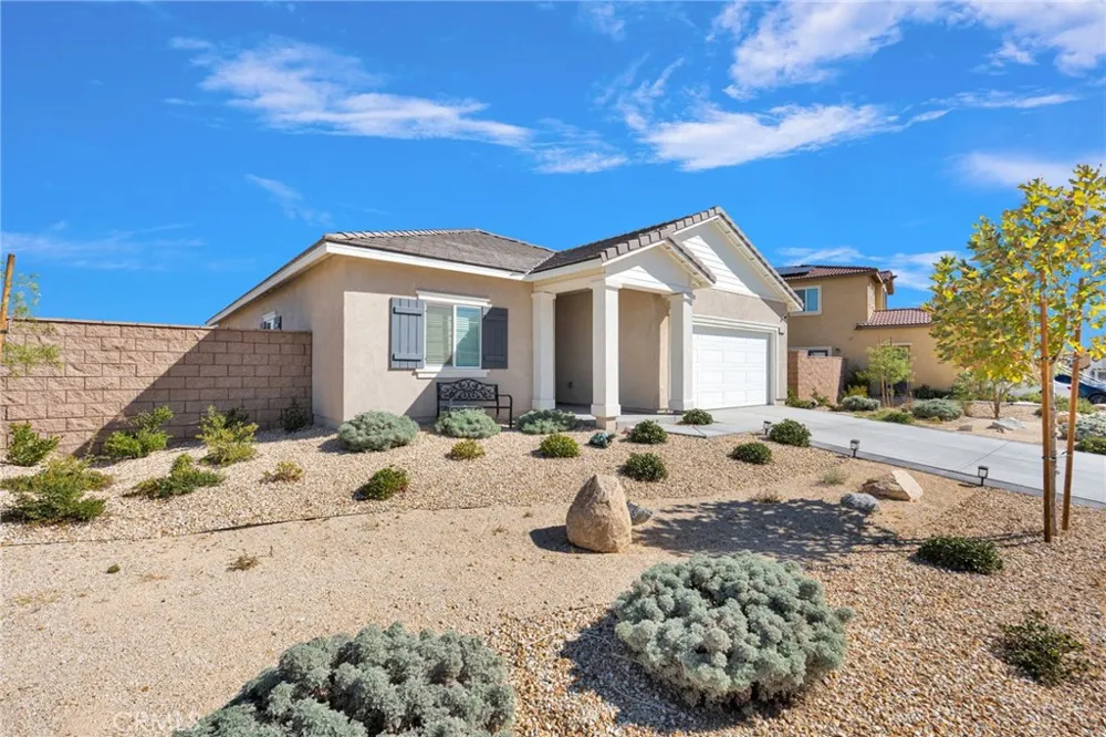 13110 Sierra Blanca Victorville, CA 92394