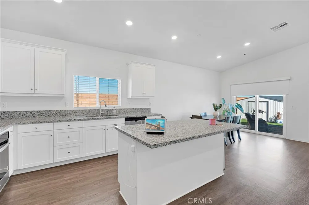13110 Sierra Blanca Victorville, CA 92394