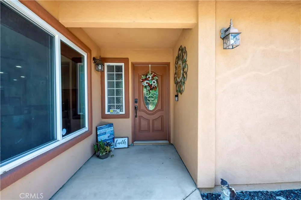22862 Calcutta Canyon Lake, CA 92587