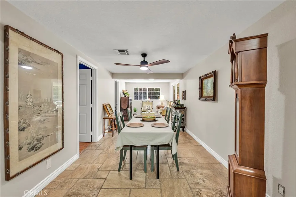 22862 Calcutta Canyon Lake, CA 92587
