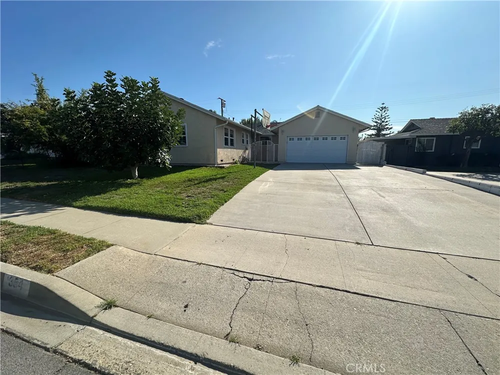 354 S Pepper Avenue Glendora, CA 91741