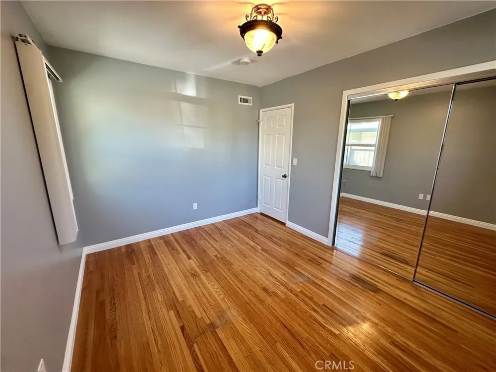 354 S Pepper Avenue Glendora, CA 91741
