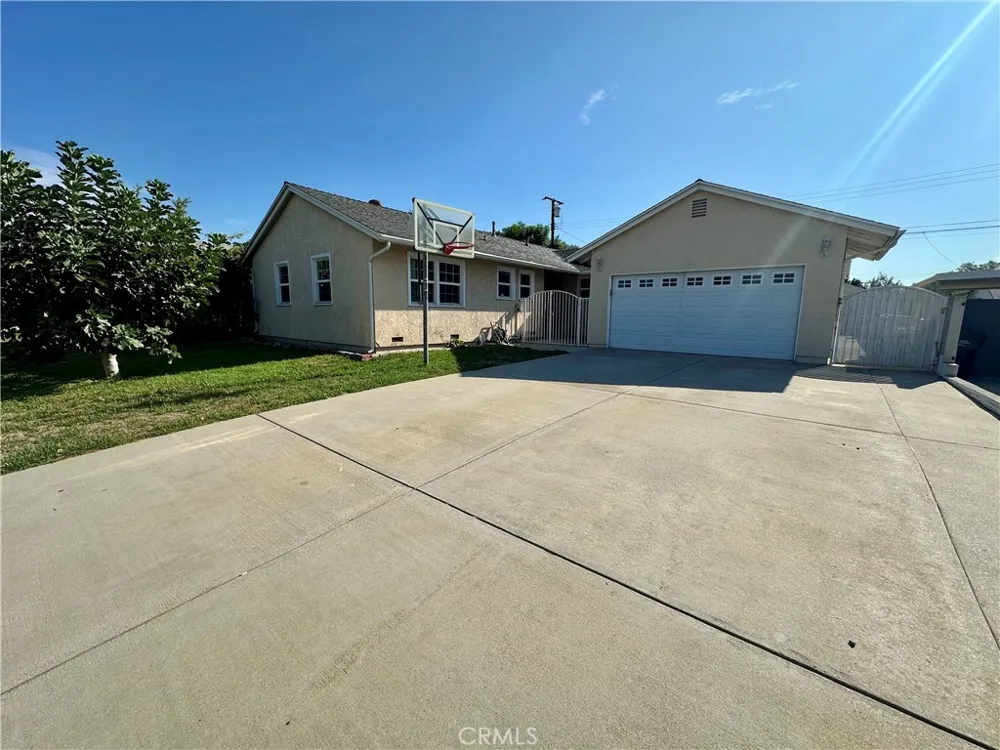 354 S Pepper Avenue Glendora, CA 91741