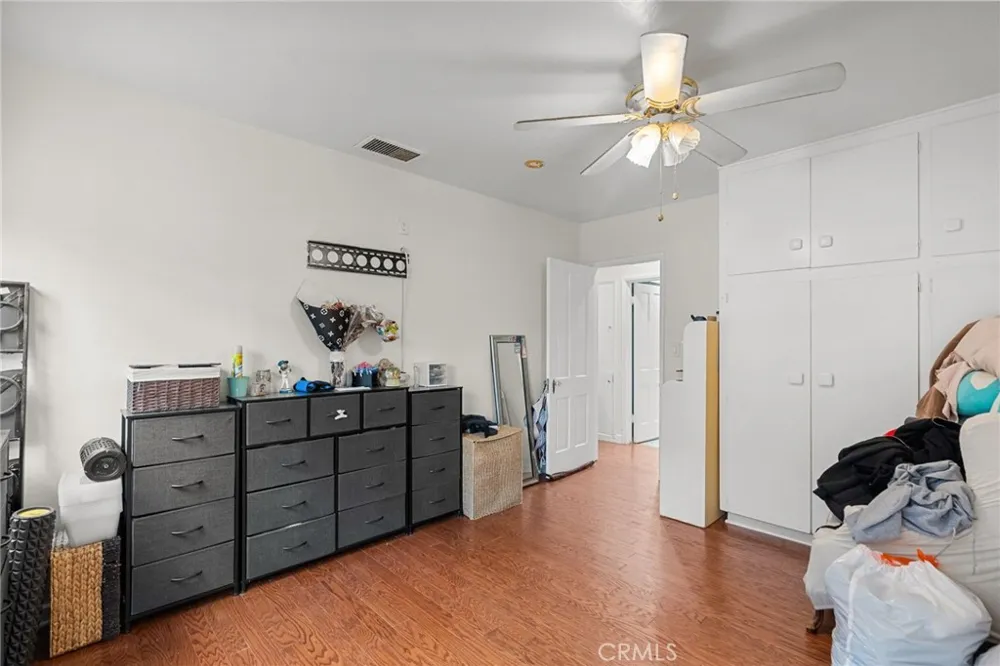 2449 23rd Street Santa Monica, CA 90405