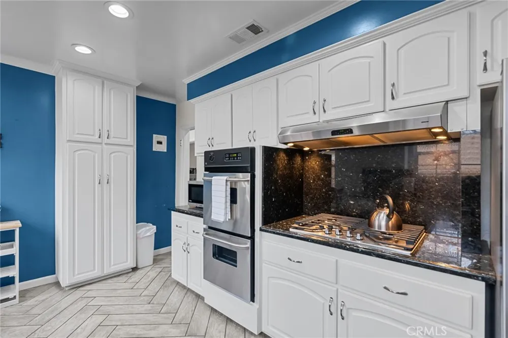 2449 23rd Street Santa Monica, CA 90405