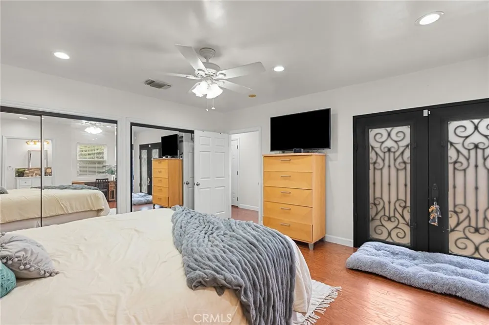 2449 23rd Street Santa Monica, CA 90405