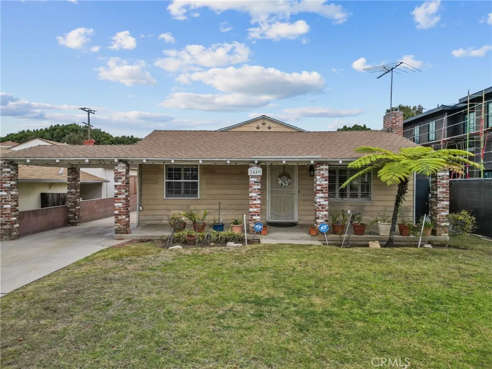 2449 23rd Street Santa Monica, CA 90405