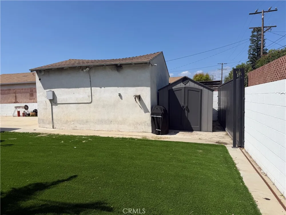2449 23rd Street Santa Monica, CA 90405