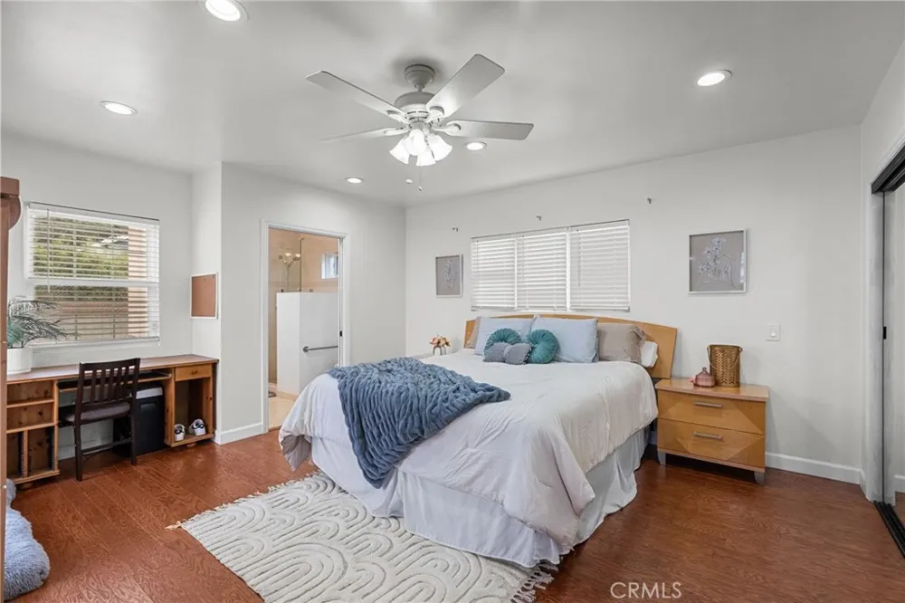 2449 23rd Street Santa Monica, CA 90405