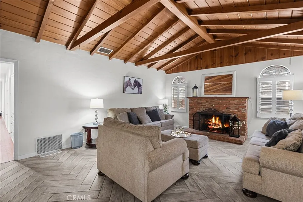2449 23rd Street Santa Monica, CA 90405