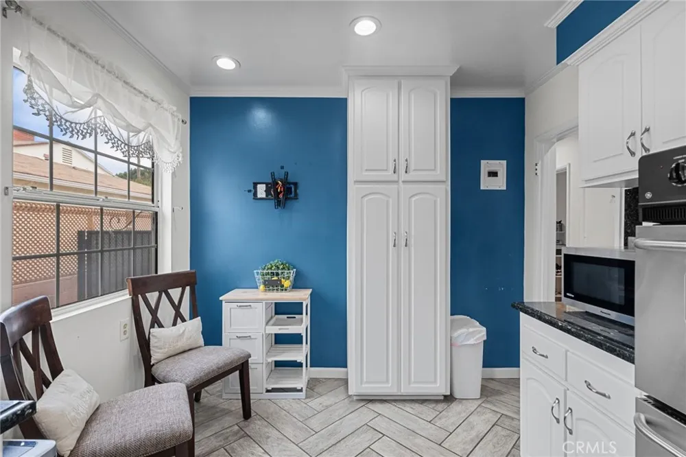 2449 23rd Street Santa Monica, CA 90405