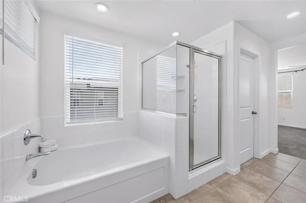 976 Thurman W Madera, CA 93636