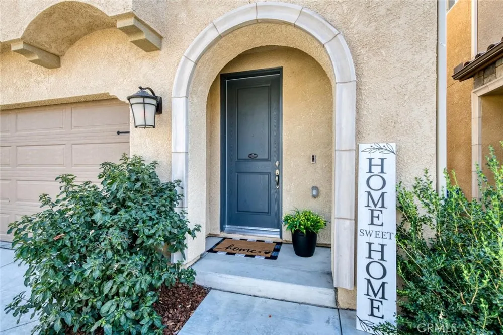 976 Thurman W Madera, CA 93636