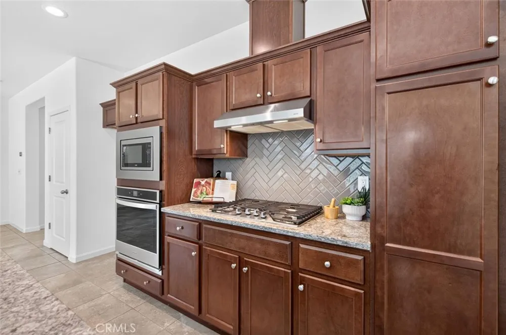 976 Thurman W Madera, CA 93636