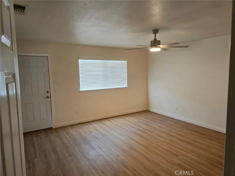 7786 Bangor Avenue Hesperia, CA 92345