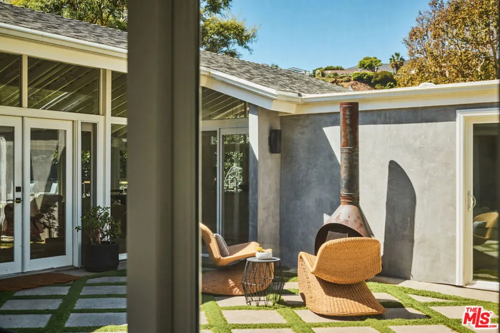 6259 Frondosa Drive Malibu, CA 90265