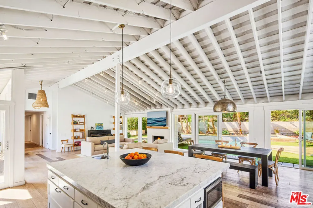 6259 Frondosa Drive Malibu, CA 90265