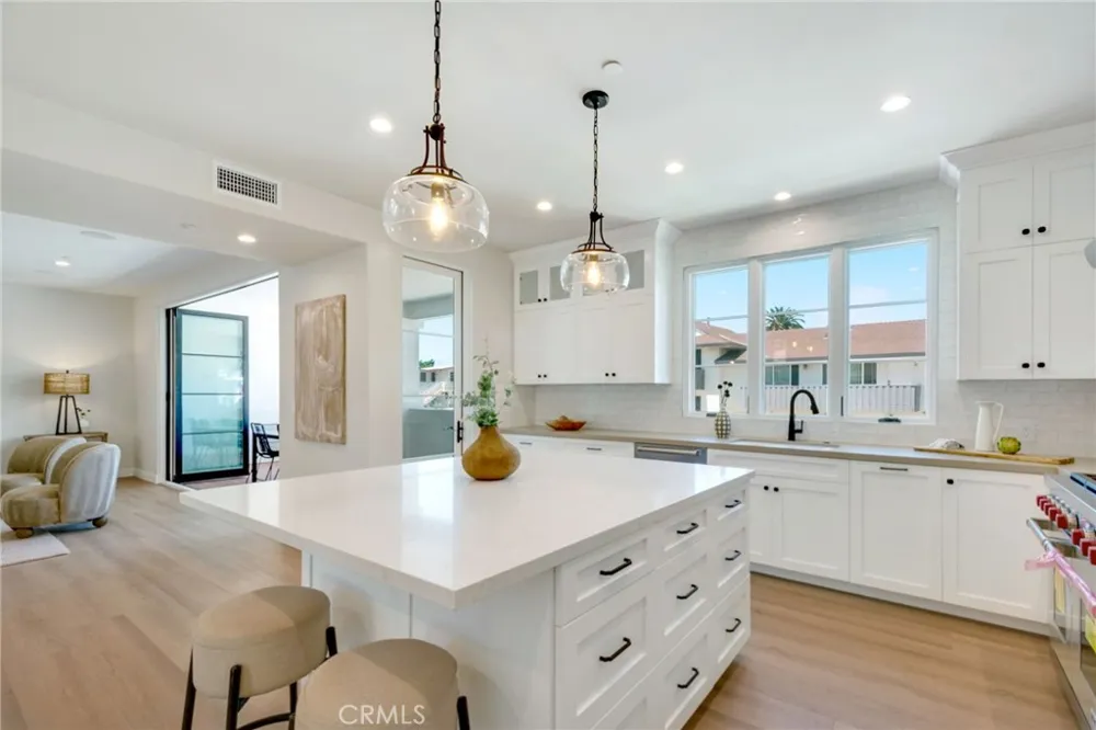 501 Elena Lane #B San Clemente, CA 92672