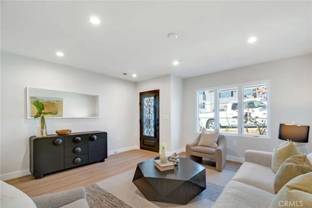 501 Elena Lane #B San Clemente, CA 92672