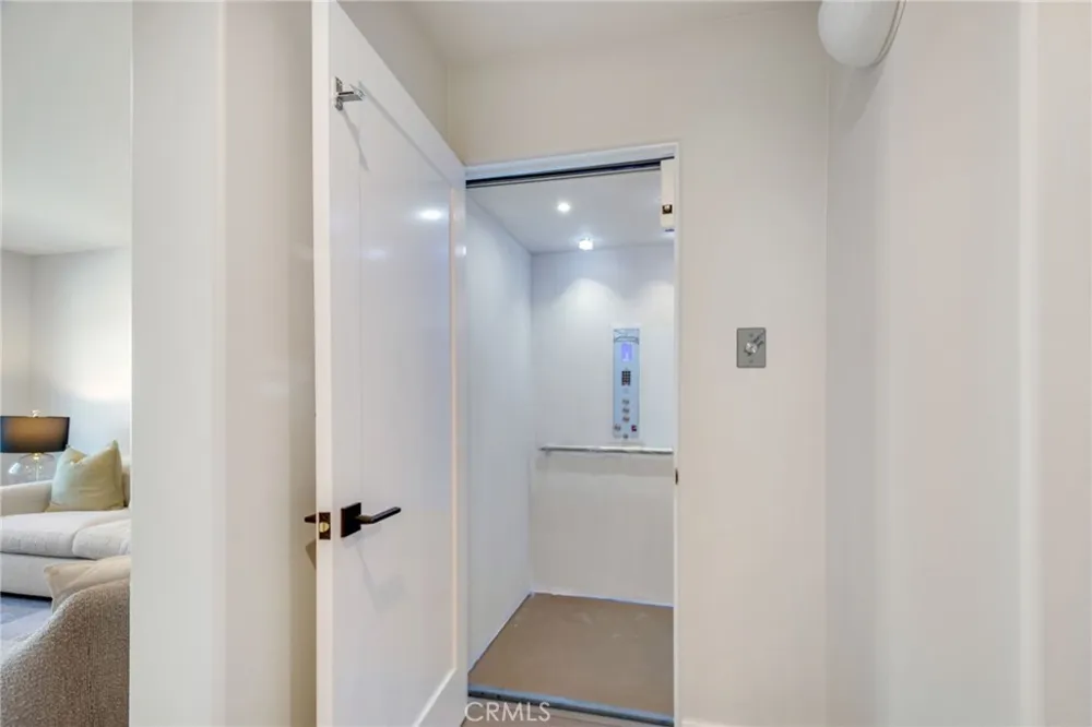 501 Elena Lane #B San Clemente, CA 92672