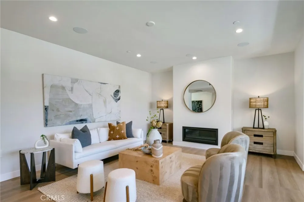 501 Elena Lane #B San Clemente, CA 92672
