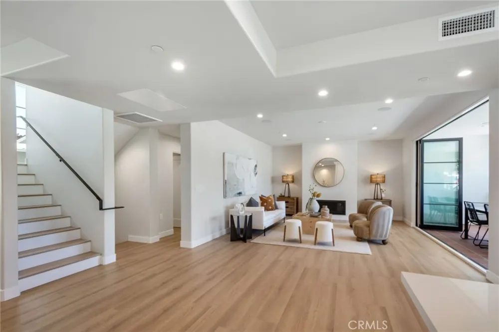 501 Elena Lane #B San Clemente, CA 92672