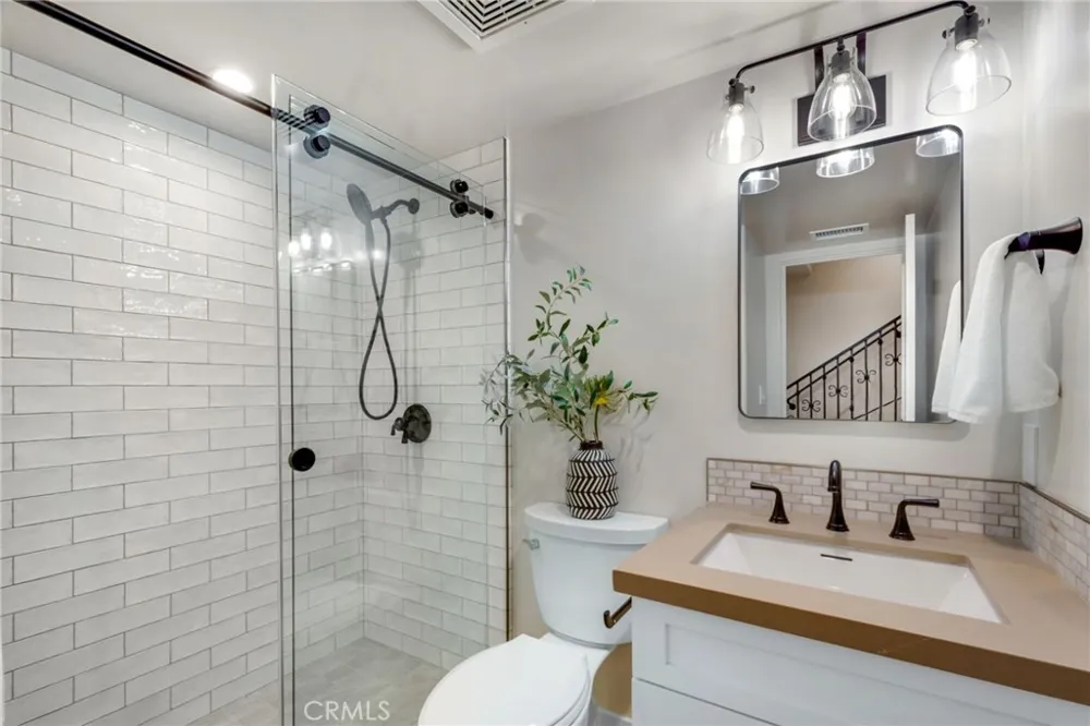 501 Elena Lane #B San Clemente, CA 92672