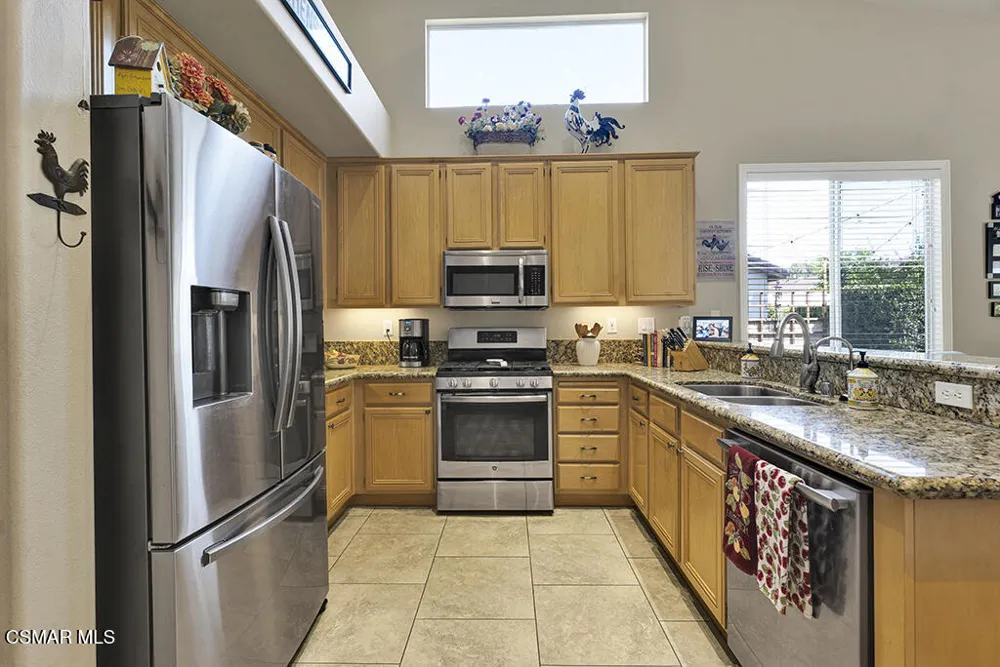 952 Donner Avenue Simi Valley, CA 93065
