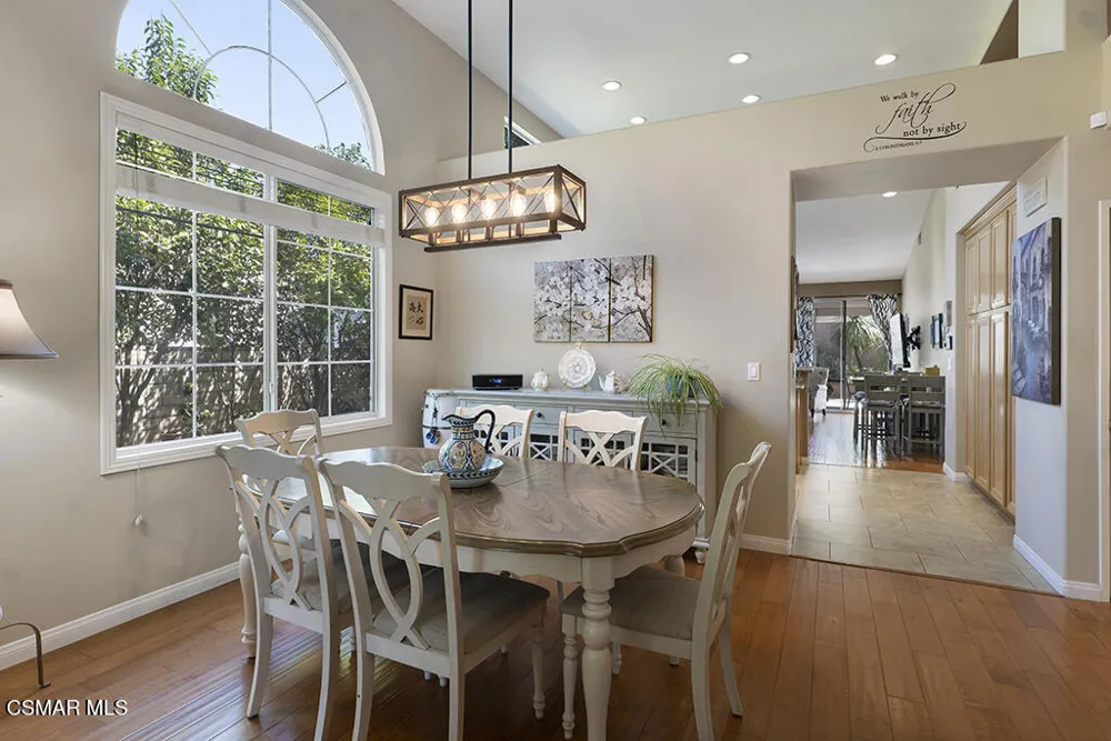 952 Donner Avenue Simi Valley, CA 93065