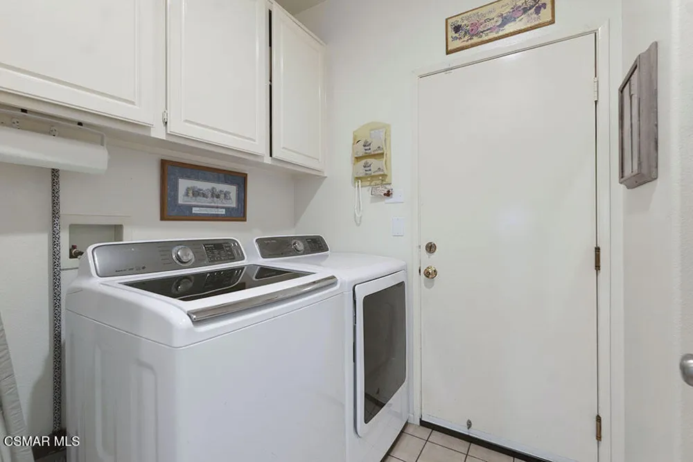 952 Donner Avenue Simi Valley, CA 93065