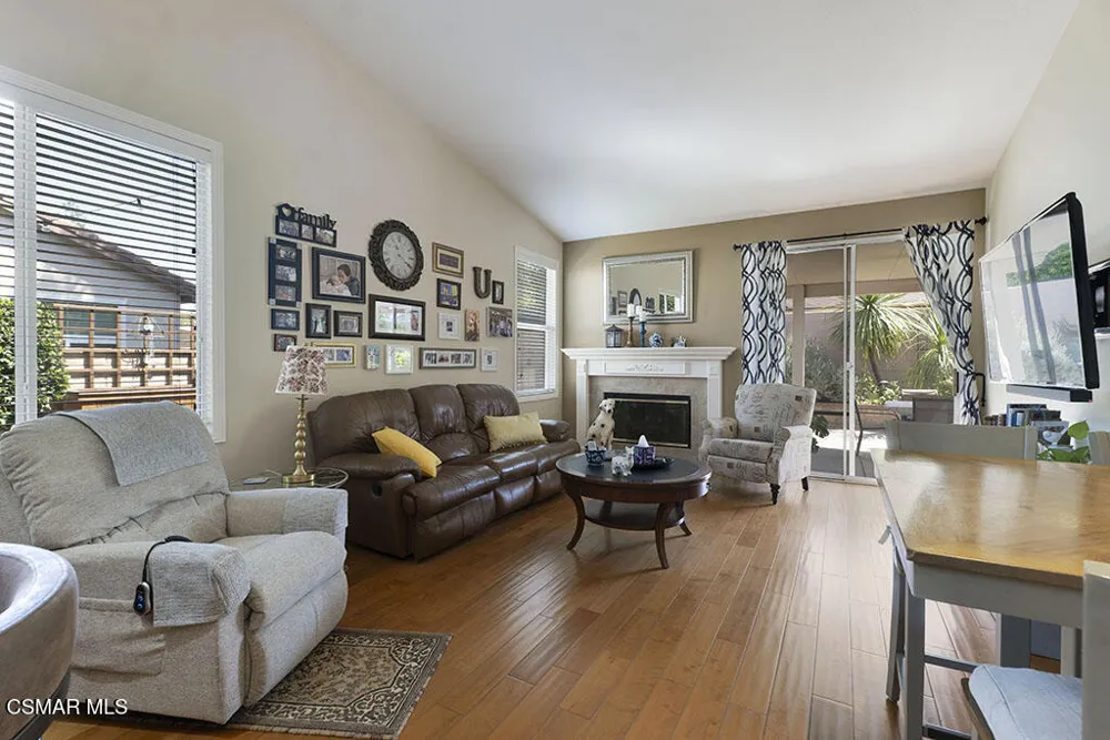 952 Donner Avenue Simi Valley, CA 93065