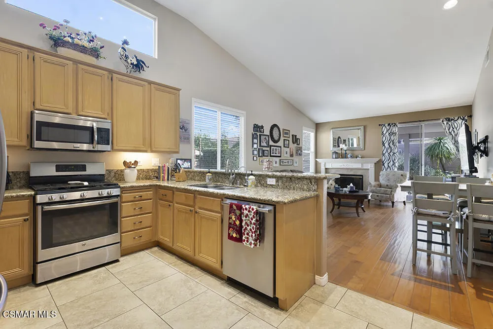 952 Donner Avenue Simi Valley, CA 93065