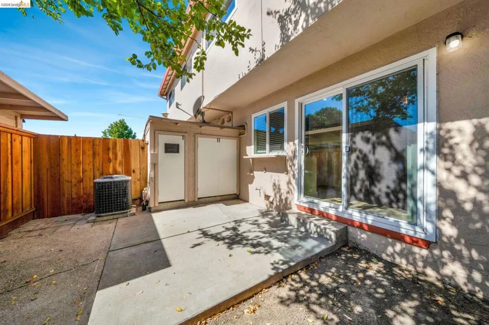 1894 Lynwood Dr #D Concord, CA 94519