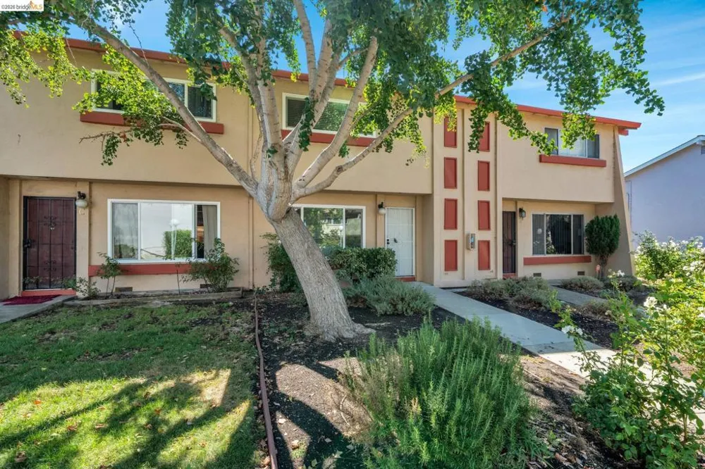 1894 Lynwood Dr #D Concord, CA 94519