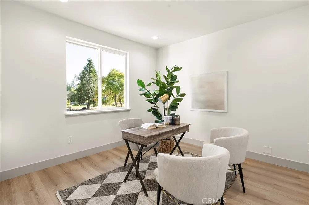 281 Rose Paradise, CA 95969