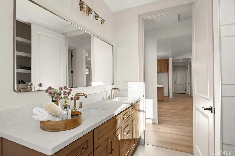 281 Rose Paradise, CA 95969