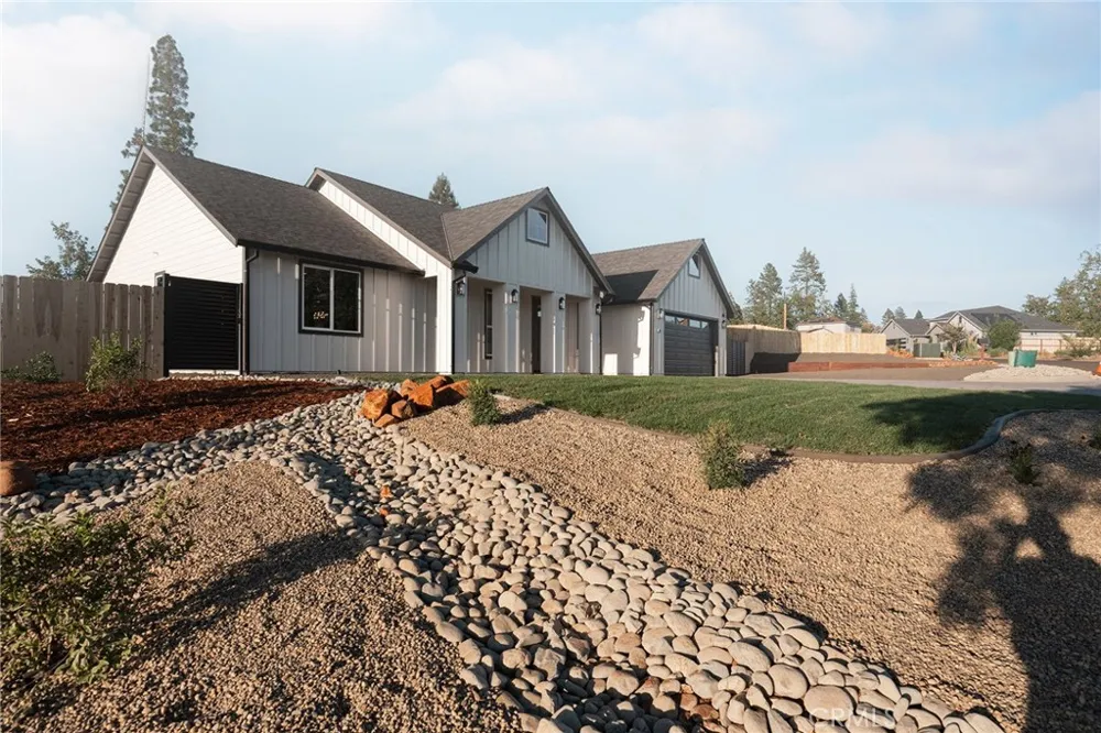 281 Rose Paradise, CA 95969